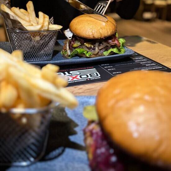 Restaurant Package 80s / 90s Party